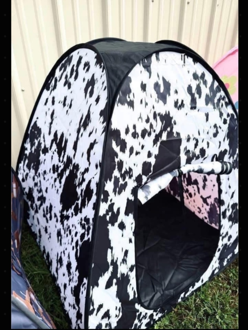 Giggle Tent